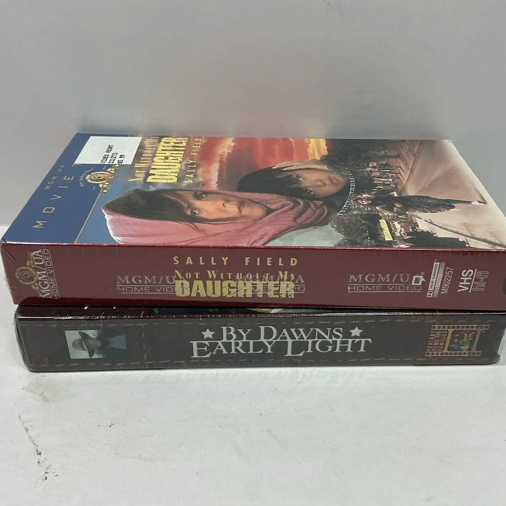 VHS Not Without My Daughter Sally‎ Field / Dawns Early Light David Carradine